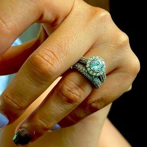 Anillos de compromiso de plata con diamantes